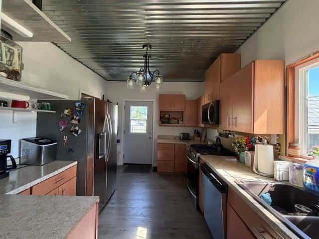 303 E Center St - Photo 3 of 21