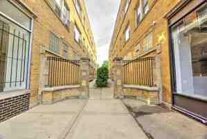 featured image of 6349 S Kedzie Ave