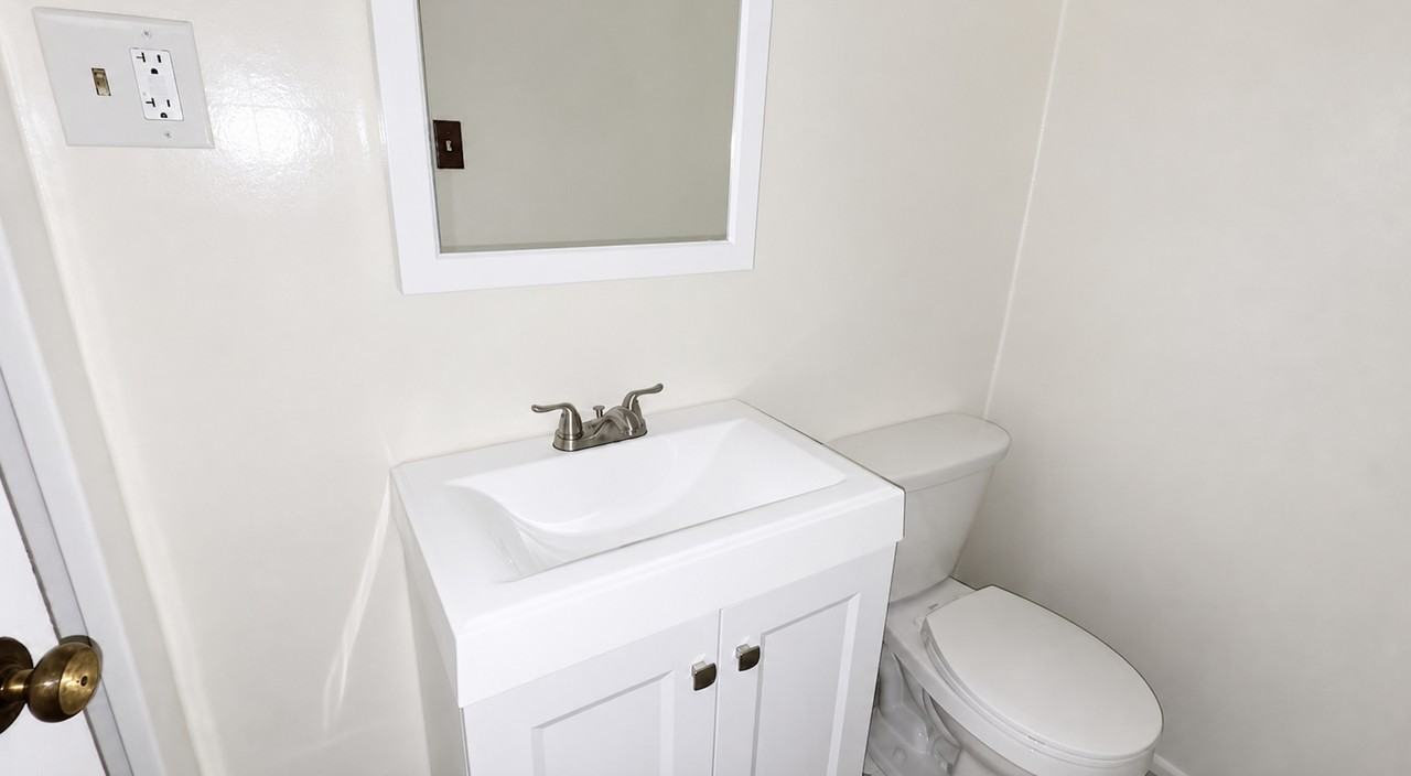 325 N Craig St #103 - Photo 5 of 6