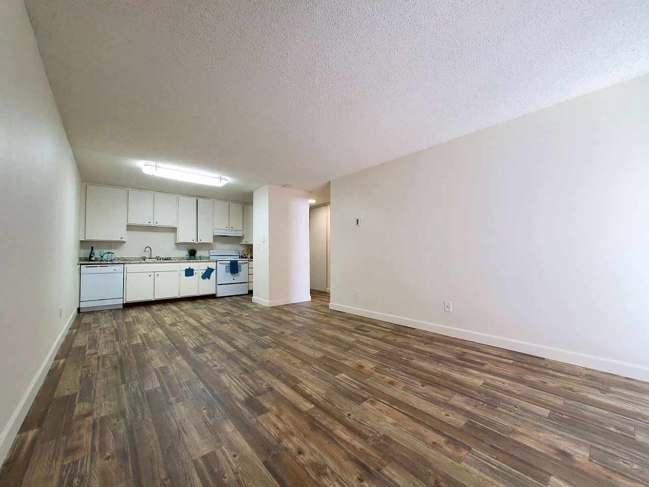 Villa Mesa Apartments - Photo 3 of 27
