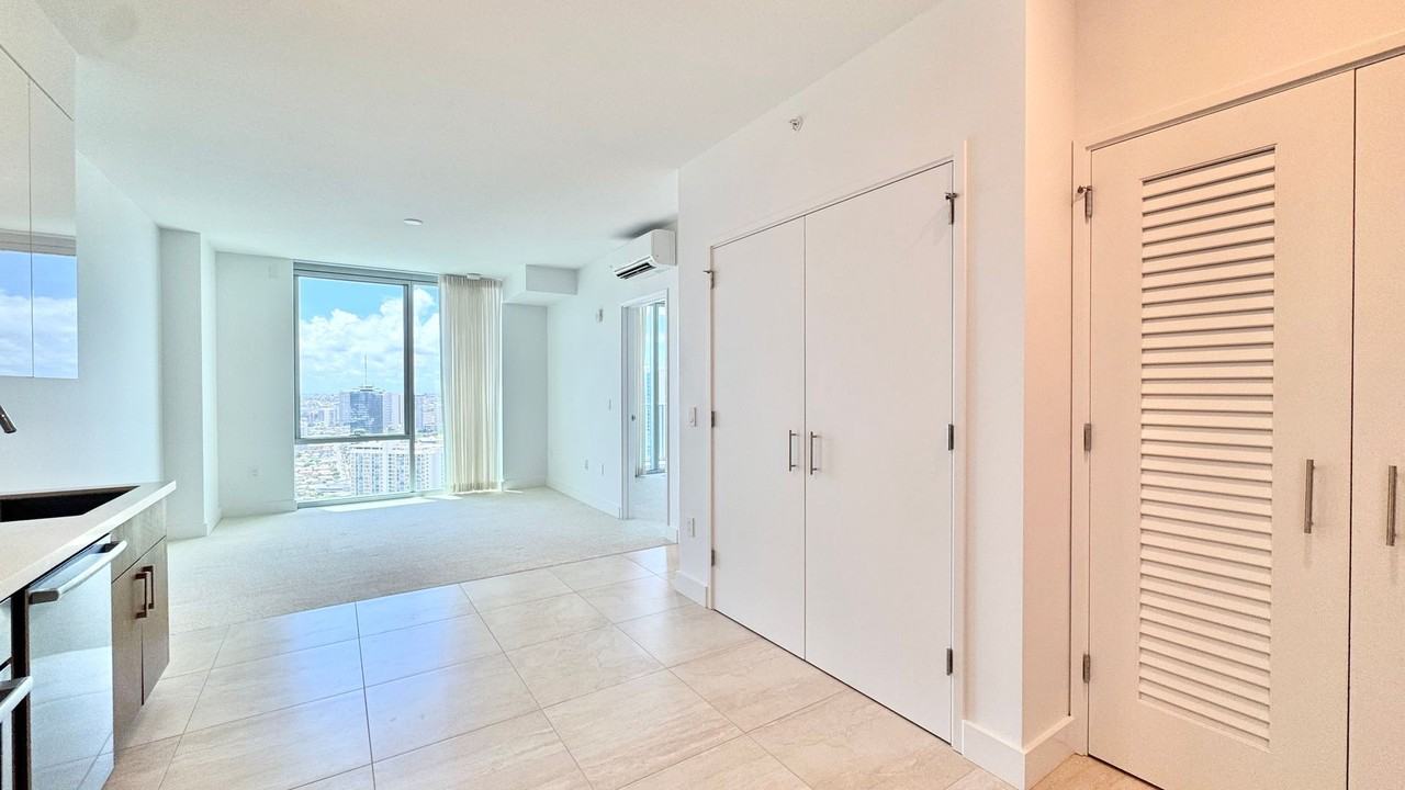 629 Keeaumoku St #3803 - Photo 4 of 26