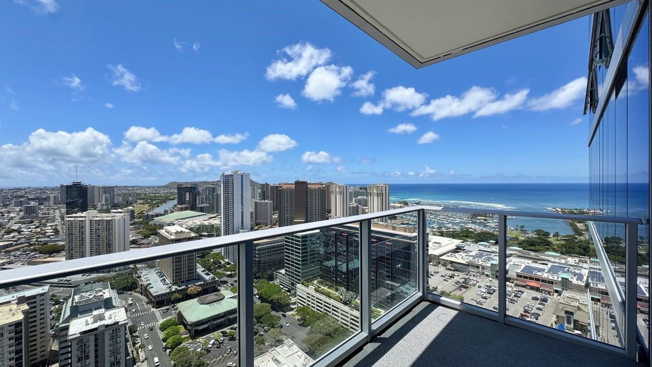 629 Keeaumoku St #3803 - Photo 2 of 26