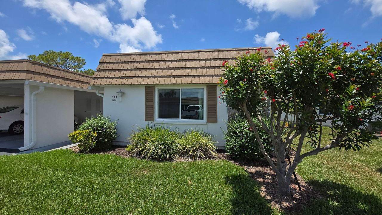 5451 Riverbluff Cir #V69 - Photo 2 of 29