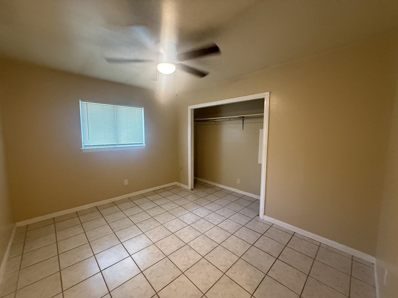1004 Hillyer St #1004 - Photo 2 of 18