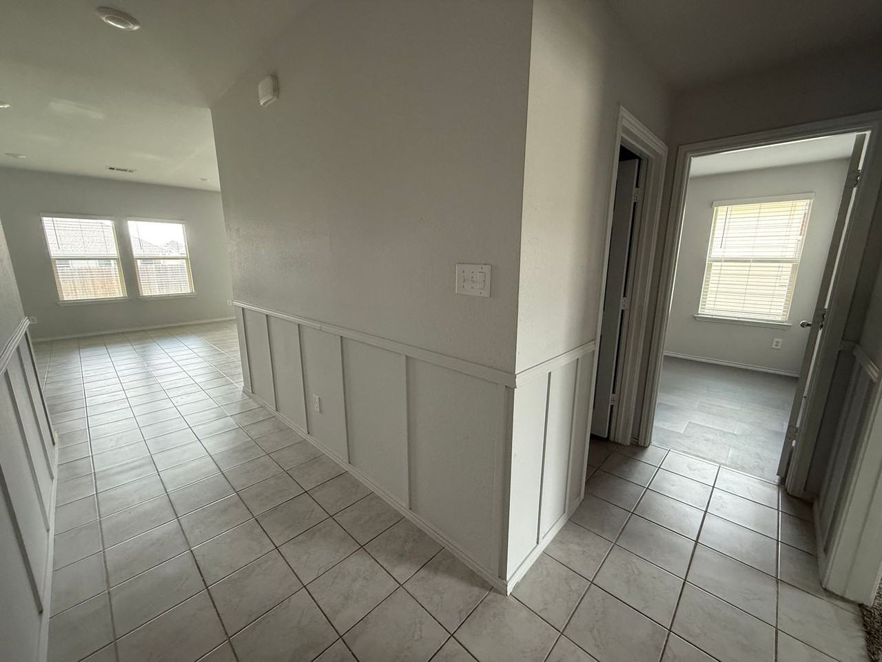 9610 Murandy Dr - Photo 5 of 33