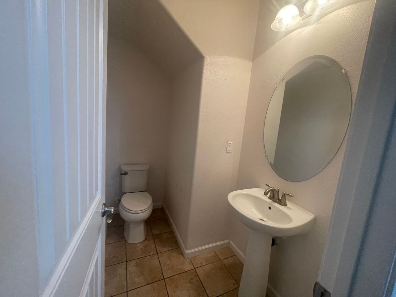 2053 Camino Real Way - Photo 6 of 18