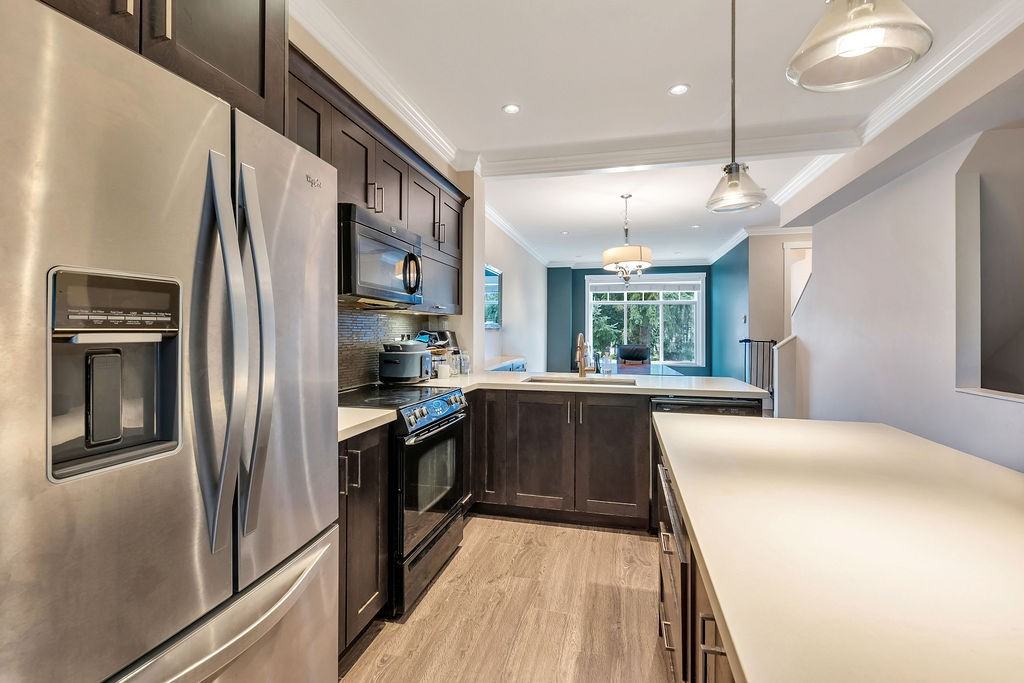 180 St & 71A Ave #20 - Photo 6 of 19
