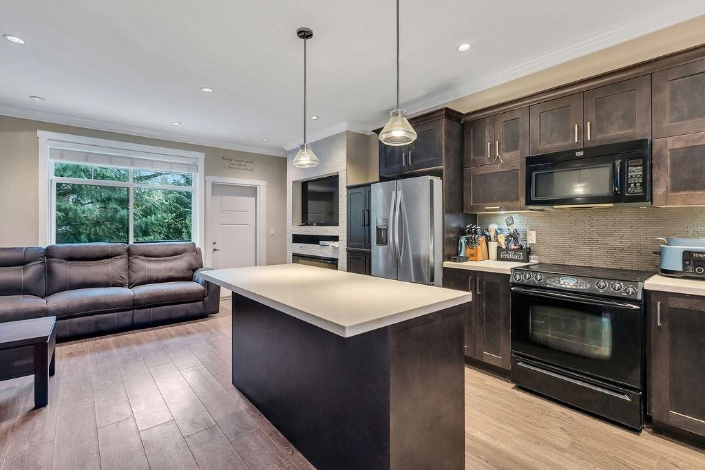 180 St & 71A Ave #20 - Photo 4 of 19