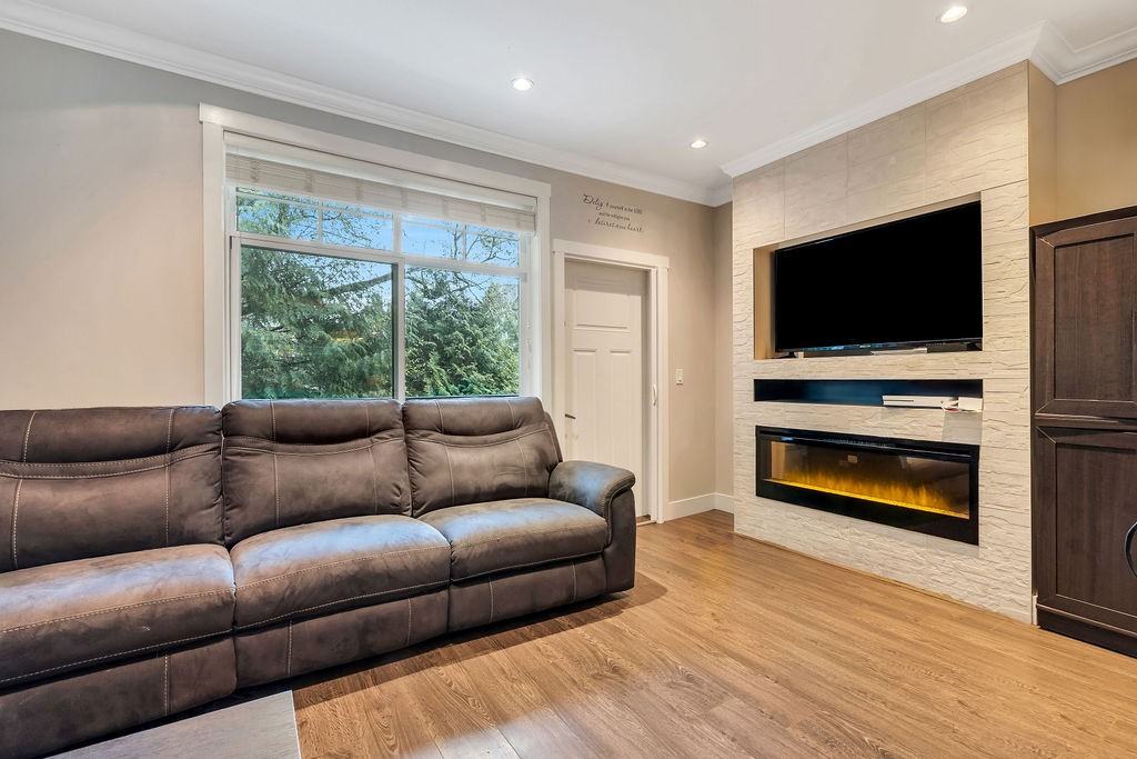 180 St & 71A Ave #20 - Photo 5 of 19