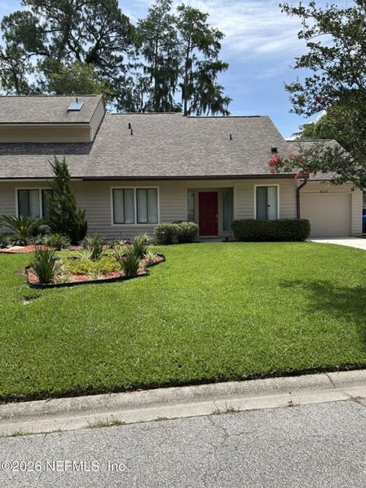 4112 Hanging Moss Ct