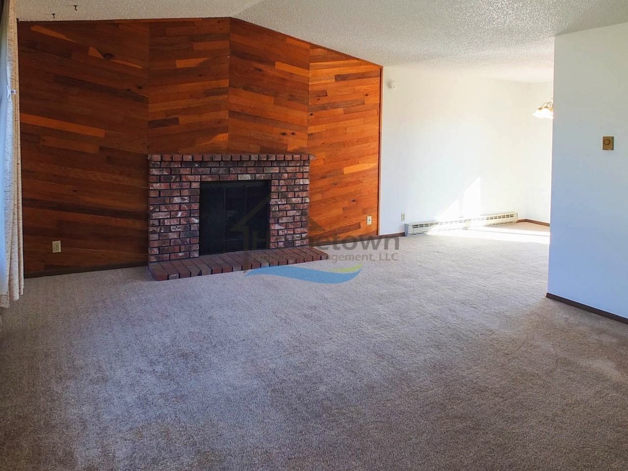 4424 Redding Rd - Photo 5 of 35