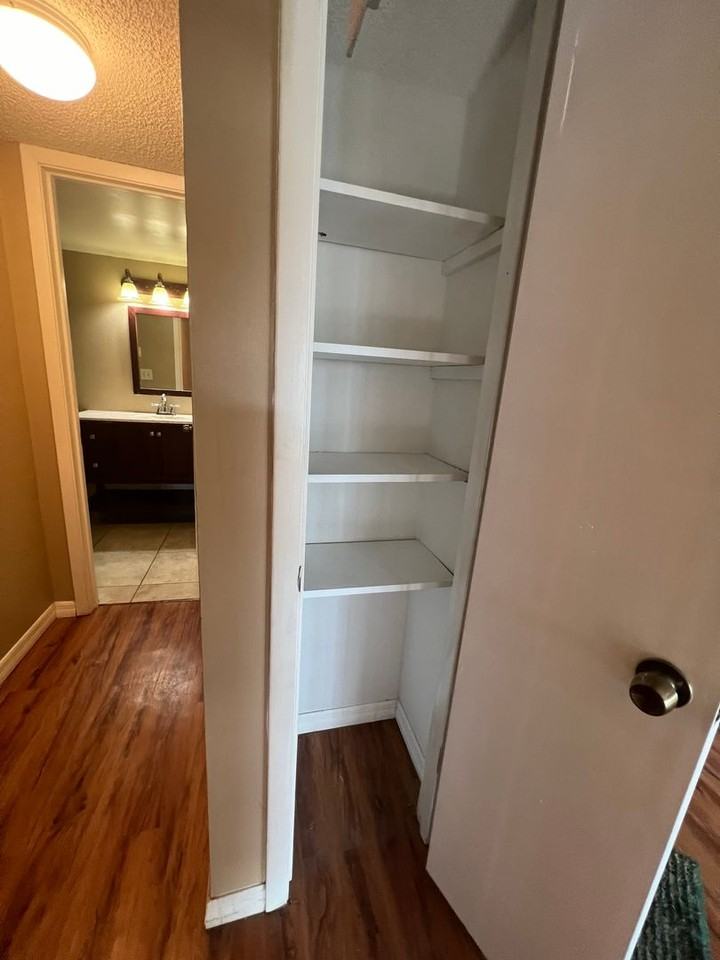 618 Orange Dr #212 - Photo 6 of 22