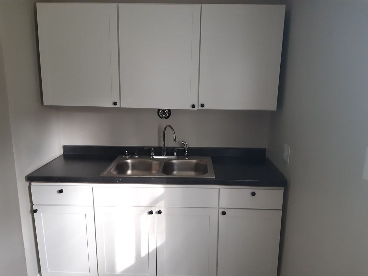 4222 Edison St - Photo 6 of 14