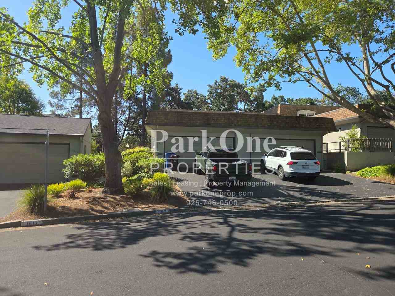 1817 Holland Dr - Photo 2 of 17
