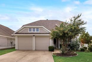 300 Creekside Dr - Photo 1 of 1