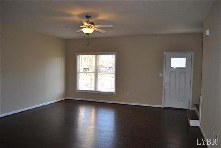 213 Portico St - Photo 3 of 4