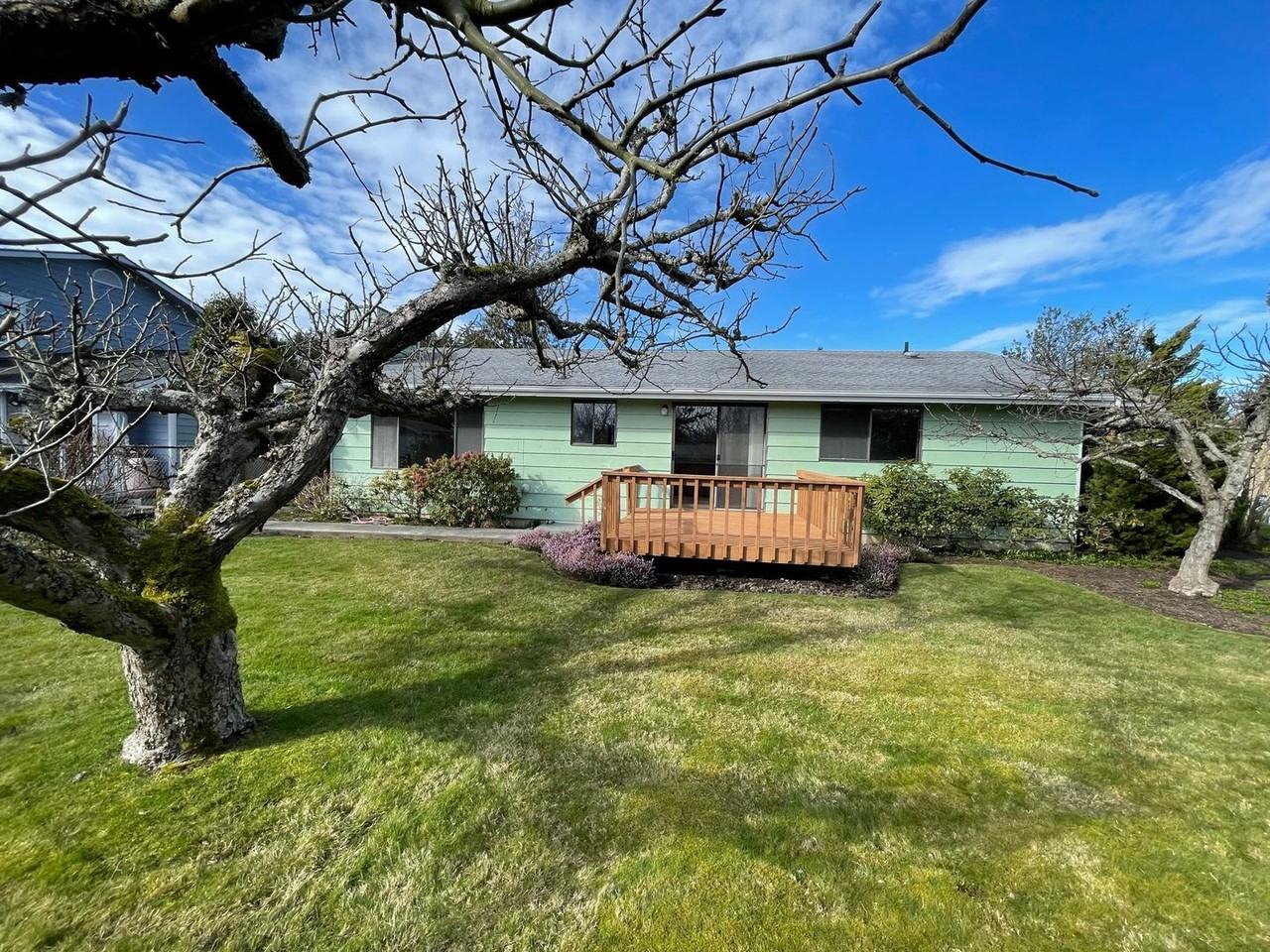 3801 37th Dr - Photo 3 of 19