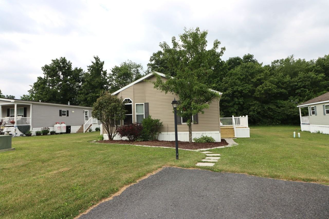 14 Meadowview Dr - Photo 6 of 45