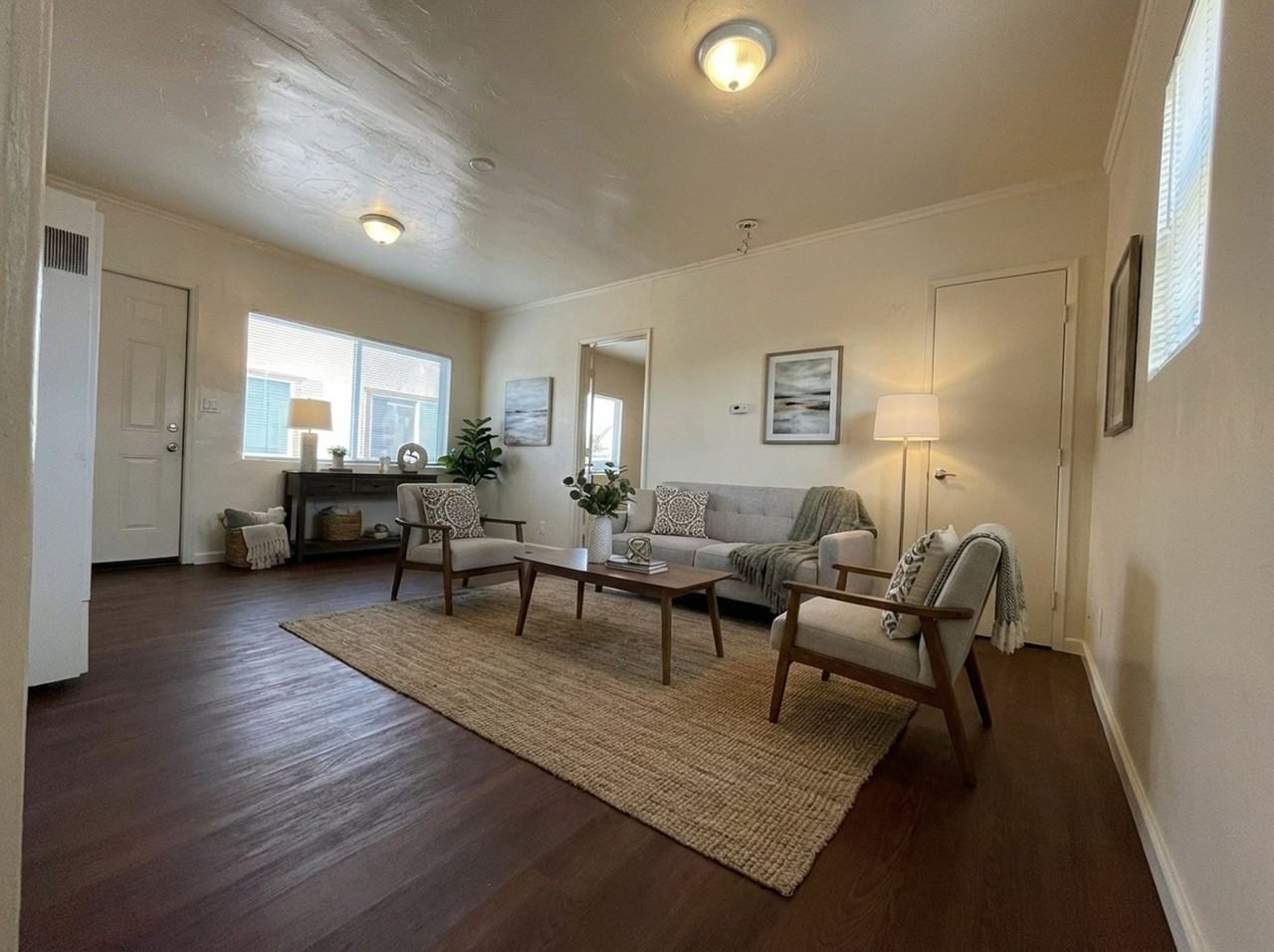 236 Locust Street - Photo 4 of 4
