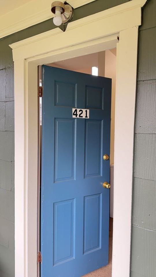 421/423 Gladstone St - Photo 3 of 16