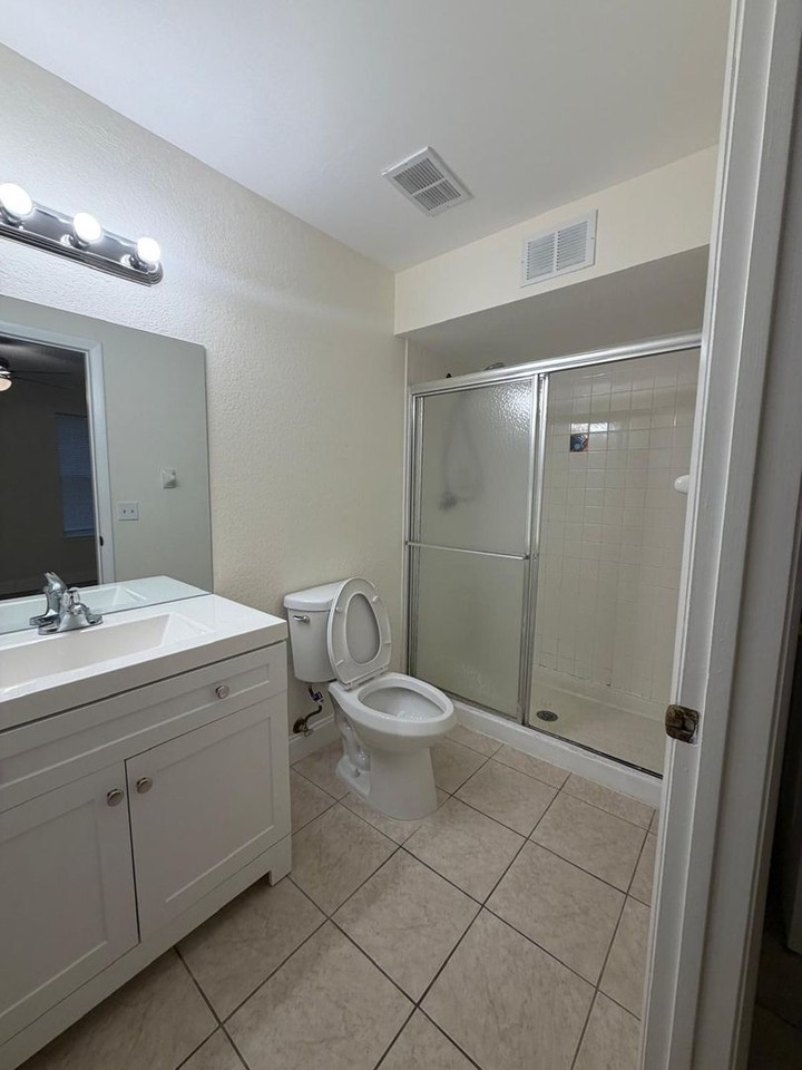 1825 1825 Palm Cove Blvd Uni8t 105 - Photo 6 of 21