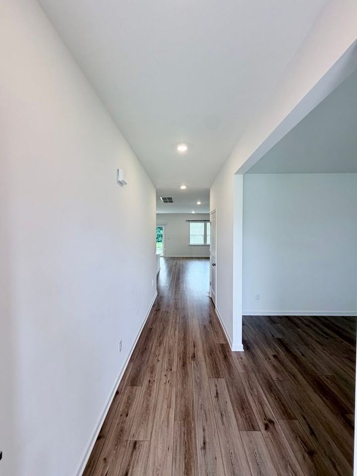 216 Old Hollow Way - Photo 5 of 37