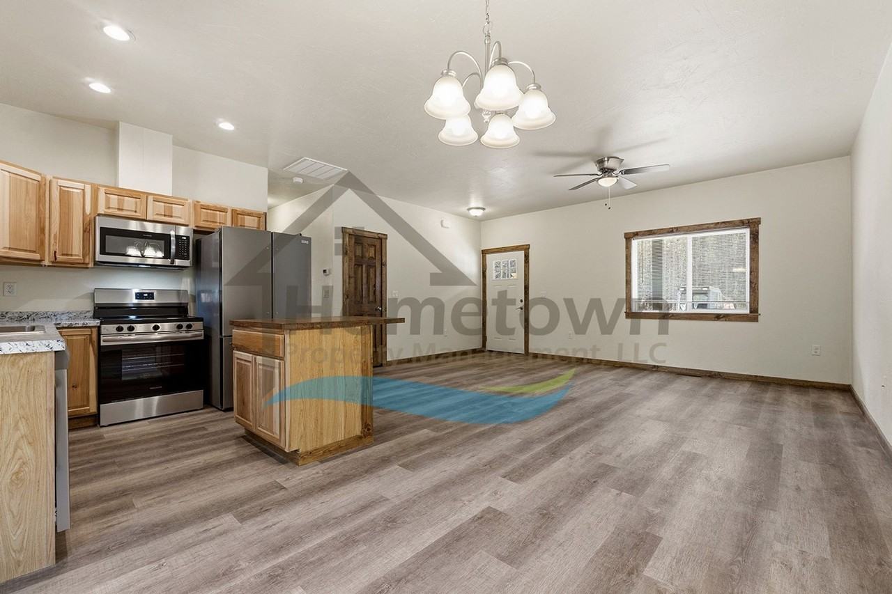 377 Shadow Green Rd - Photo 5 of 24