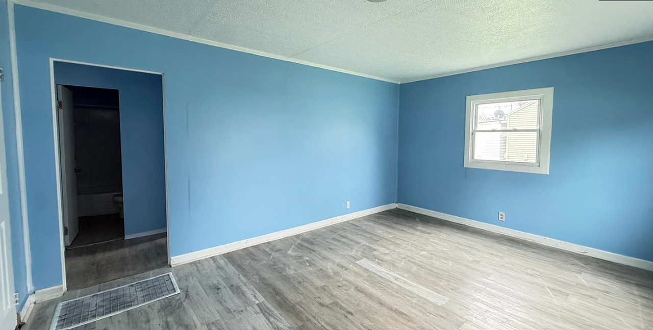 1026 Mckinnie Ave - Photo 6 of 6
