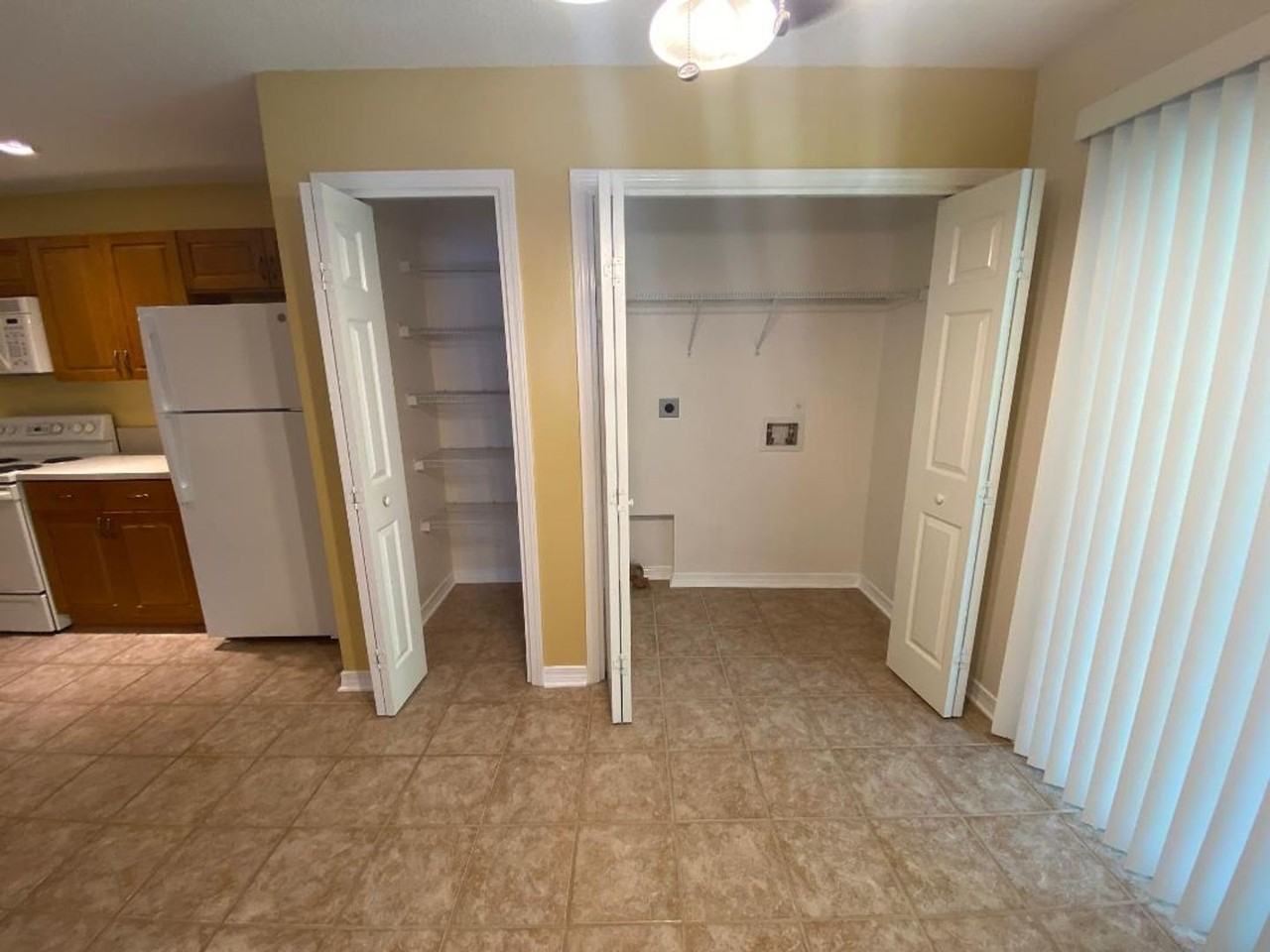 163 Park Pl - Photo 7 of 12