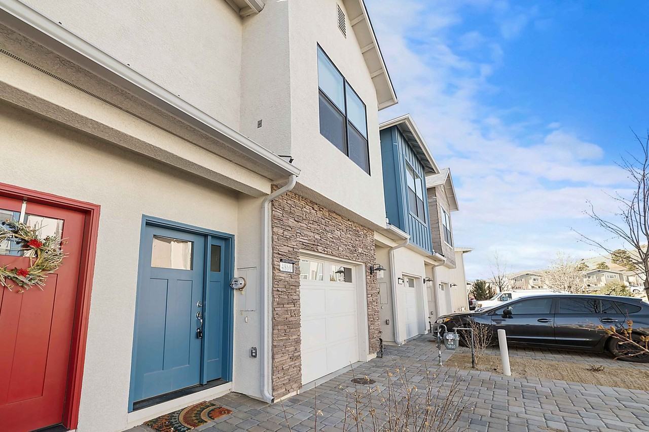 4860 Ciarra Kennedy Ln - Photo 2 of 25