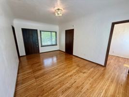 featured image of 1844 E 5th St