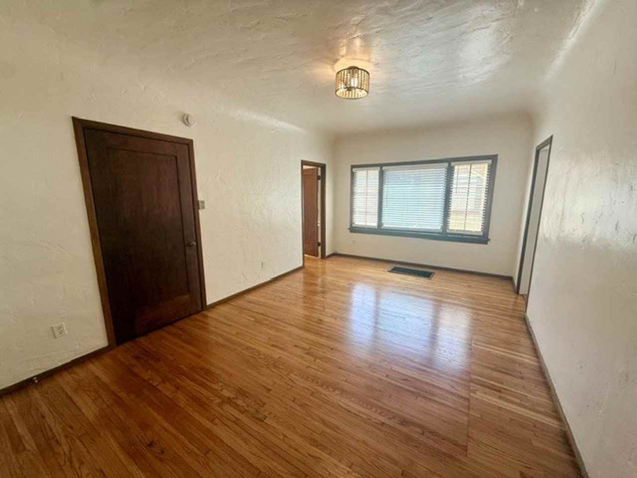 1844 E 5th St. #3 - Photo 2 of 10