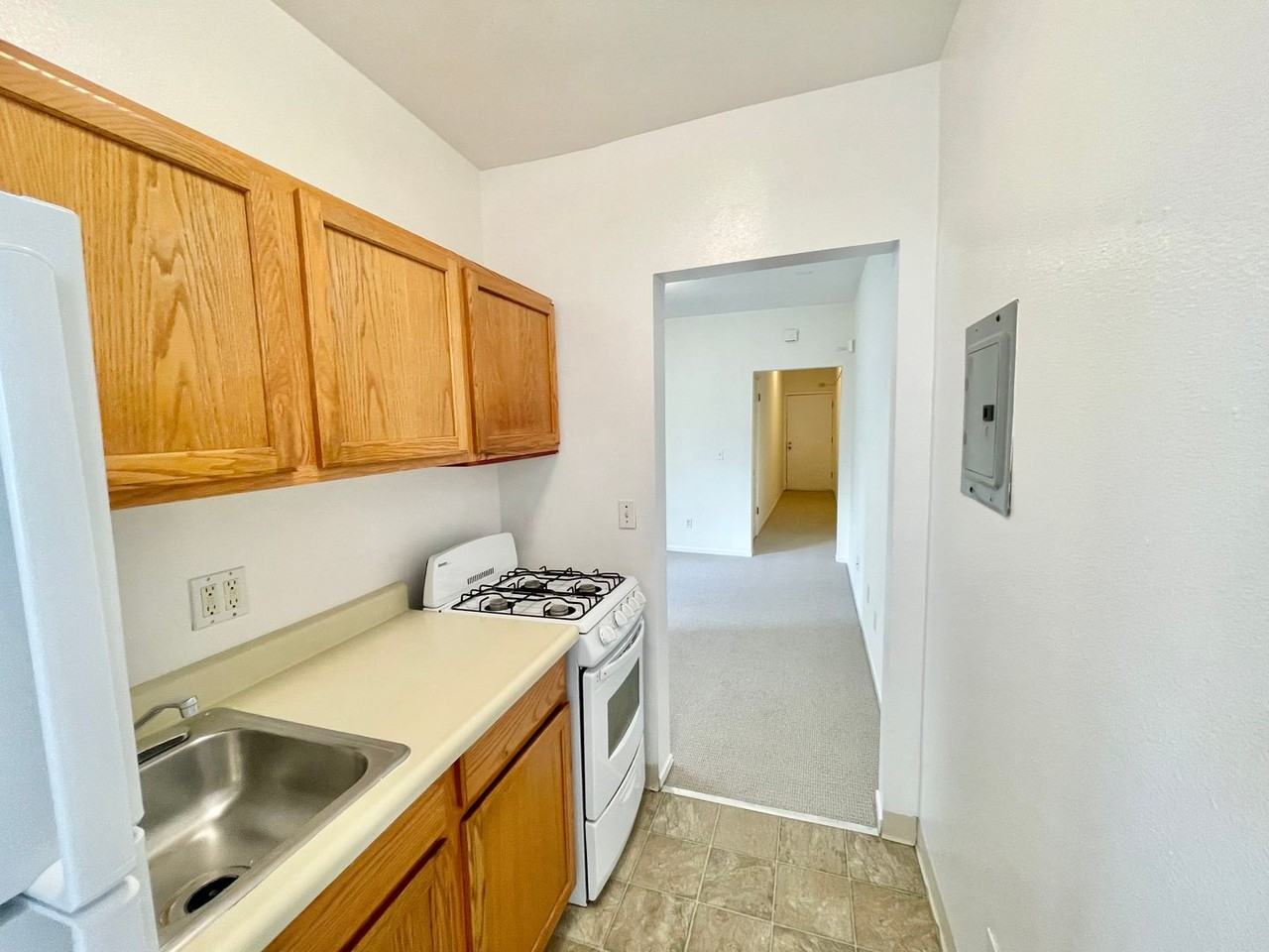 582 Grove St #2 - Photo 6 of 14