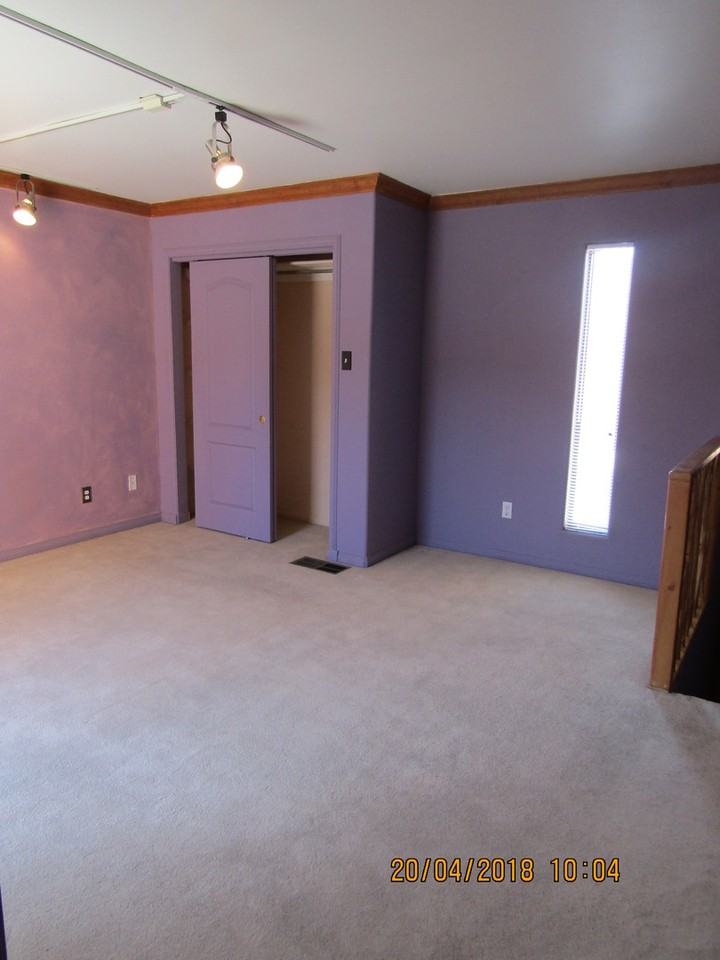 701 Indian Hollow Rd #3 - Photo 7 of 19