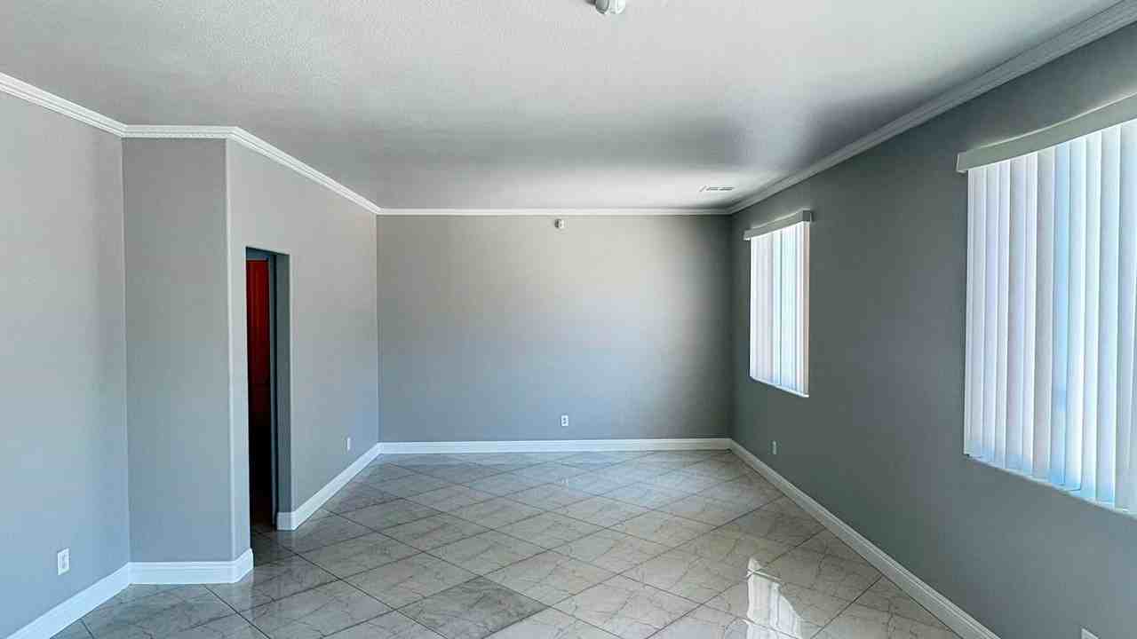 8492 Indigo Harbor Ave - Photo 4 of 24