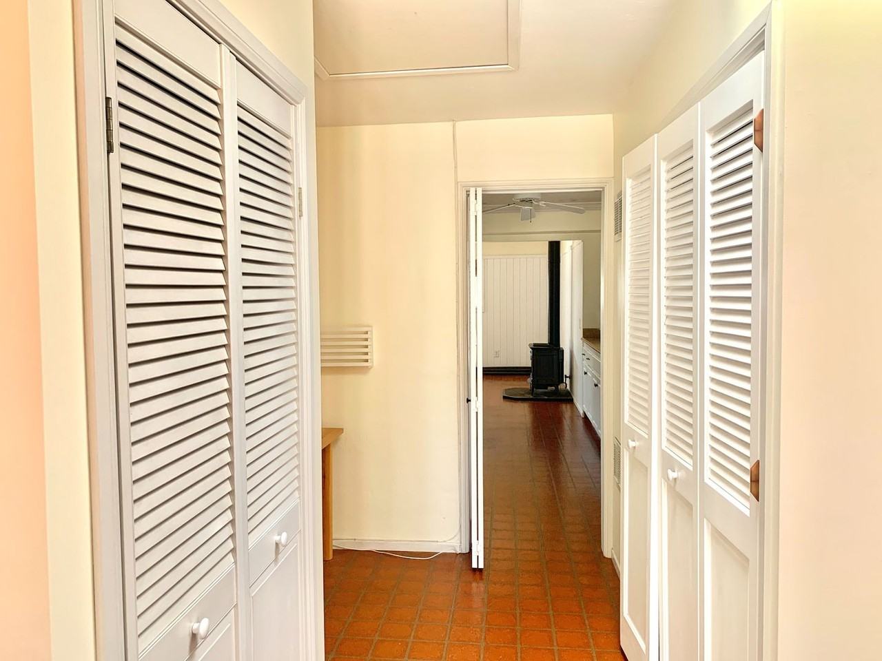 140 G Ave - Photo 4 of 40