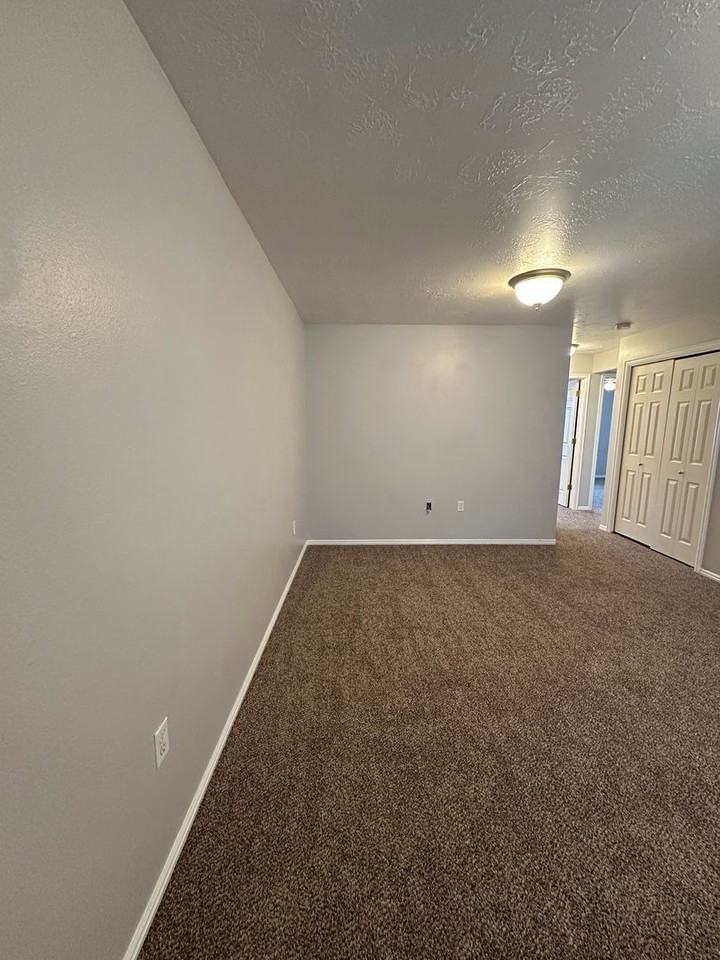 520 W 7th S #116 - Photo 2 of 23
