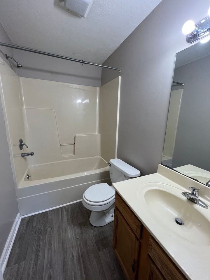 402 Panola Dr - Photo 7 of 10