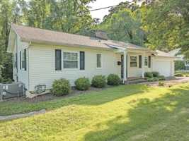 featured image of 431 East Dr
