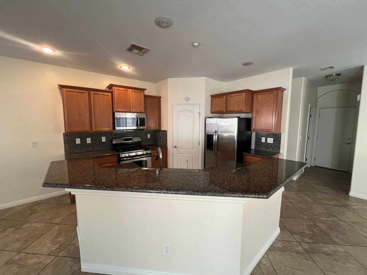 10086 Aspen Rose St #103 - Photo 4 of 22