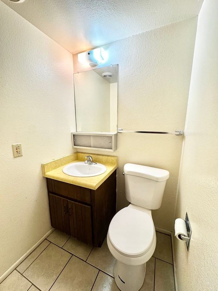 4151 Calle Ladero #B - Photo 6 of 11