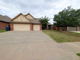 6405 Bent Wood Dr - Photo 1 of 1