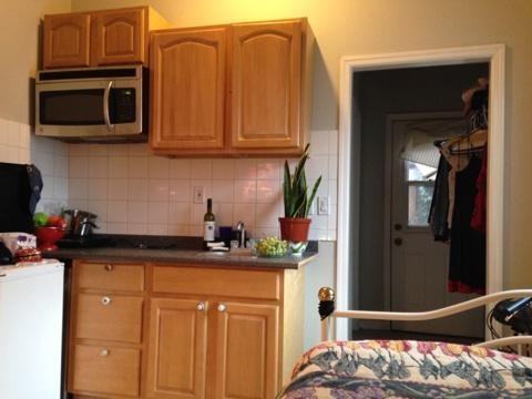 122 E San Salvador St #122A - Photo 2 of 24