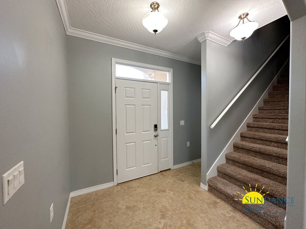1588 Venice Ave - Photo 2 of 31