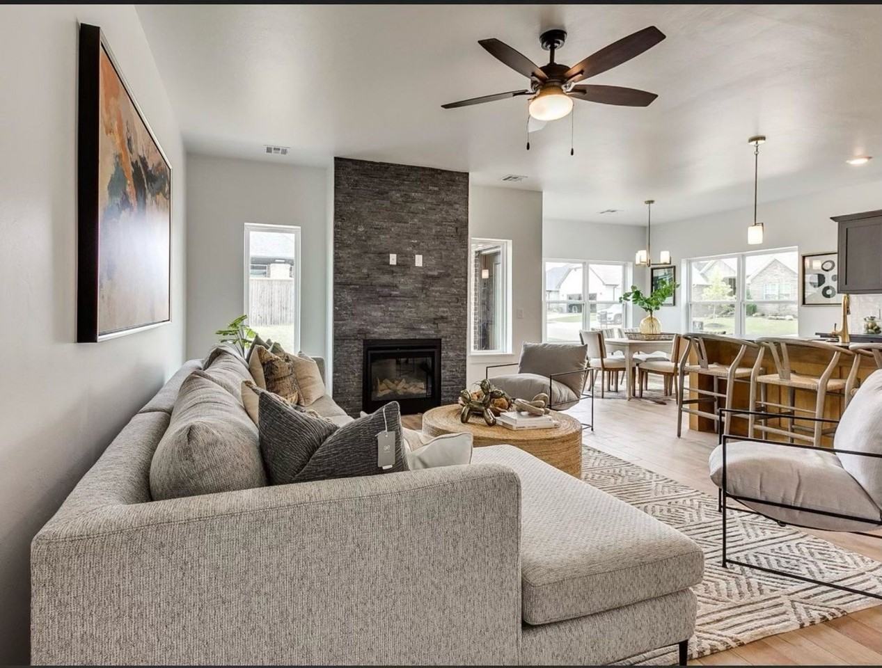 14500 Chambery Ct - Photo 5 of 8