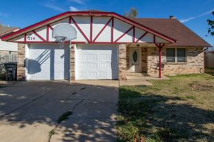 224 S Bouziden Dr - Photo 1 of 1