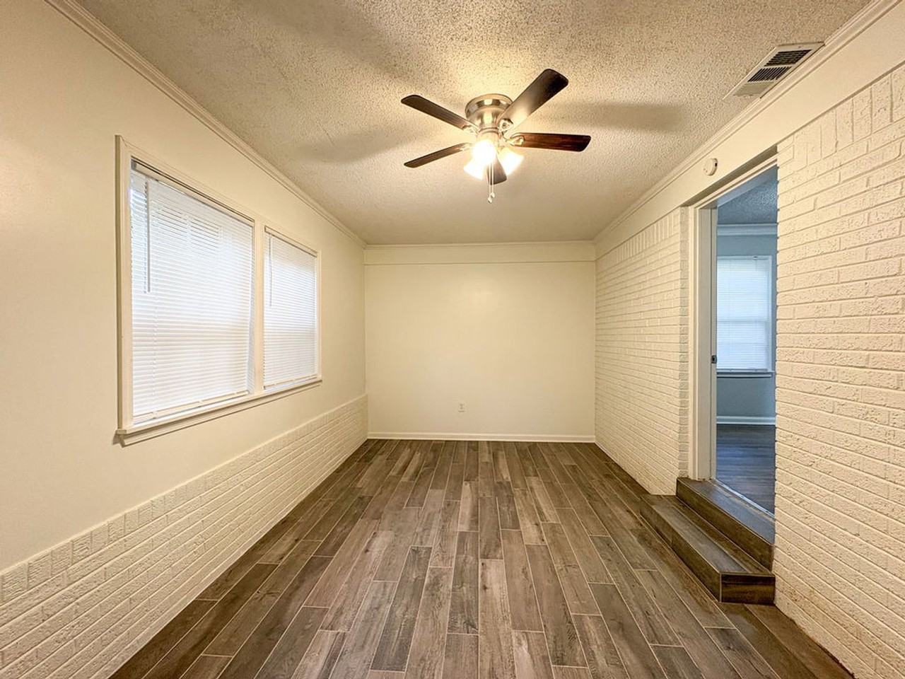 1501 Flamingo Rd - Photo 3 of 19