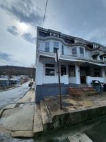 300 W Spruce St - Photo 1 of 1