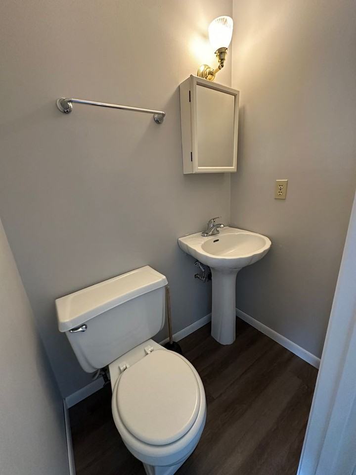 3159 Tiffany Ct - Photo 3 of 11