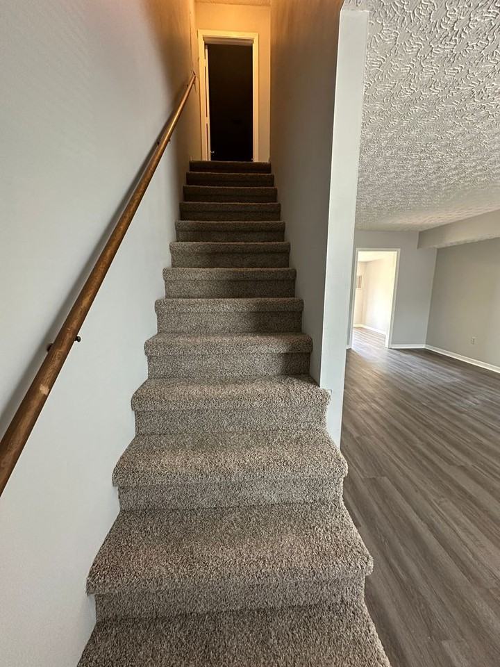 3159 Tiffany Ct - Photo 6 of 11
